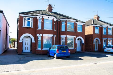 3 bedroom semi-detached house for sale, 24 Guildford Avenue