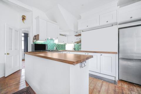 2 bedroom apartment for sale, Sirdar Road, London N22