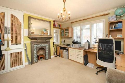 3 bedroom detached house for sale, 3 Ashford Road, Feltham, Middlesex, TW13