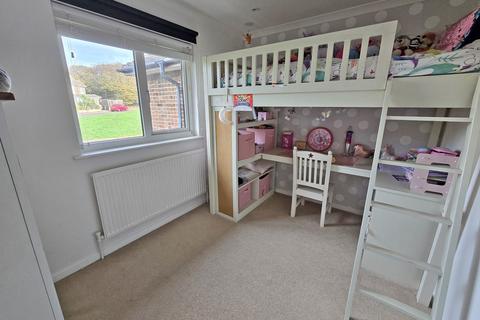 72 Highdown, Southwick, Brighton, BN42 4QS