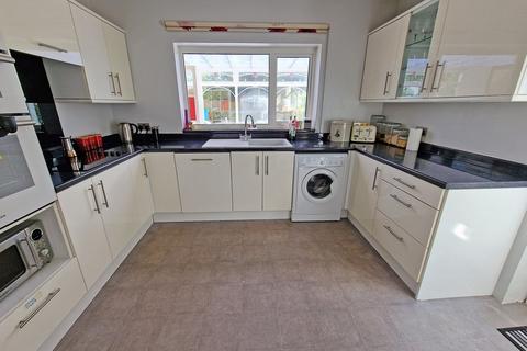 23 Glebe Close, Southwick, Brighton, BN42 4TF