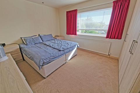 23 Glebe Close, Southwick, Brighton, BN42 4TF