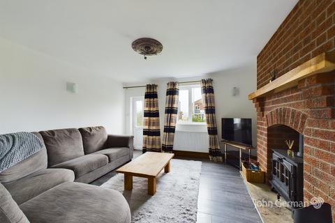 2 bedroom end of terrace house for sale, Princess Terrace, Main Road, Mayfield