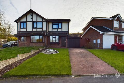 2 bedroom semi-detached house for sale, Redwood Drive, Burton-on-Trent