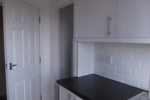 2 bedroom flat to rent, Farringdon House, Hatfield AL10