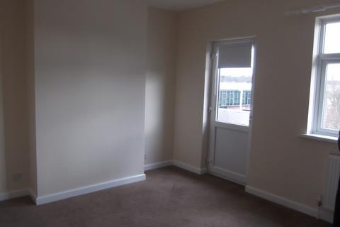 2 bedroom flat to rent, Farringdon House, Hatfield AL10