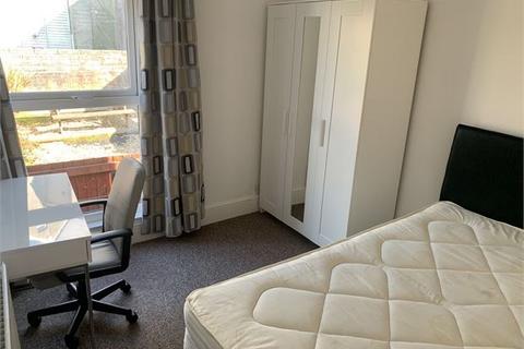 4 bedroom house share to rent, Brynmill Terrace, Brynmill, Swansea,