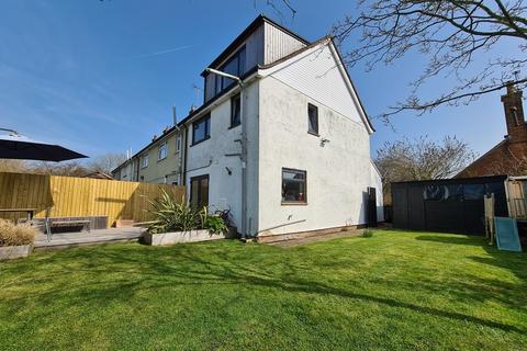 3 bedroom end of terrace house for sale, The Green, Helmdon