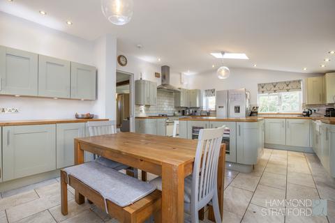 4 bedroom semi-detached house for sale, Garboldisham Road, East Harling