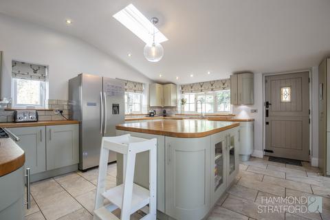 4 bedroom semi-detached house for sale, Garboldisham Road, East Harling