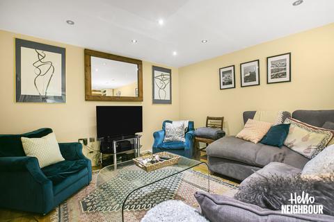 2 bedroom apartment to rent, Latchmere Road, London, SW11