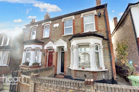 3 bedroom semi-detached house for sale, Douglas Road, Hornchurch, RM11 1AR