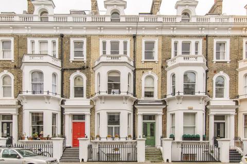 2 bedroom flat to rent, Westgate Terrace, Chelsea, London, SW10