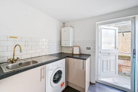 2 bedroom flat to rent, Brookmill Road, Lewisham, London, SE8