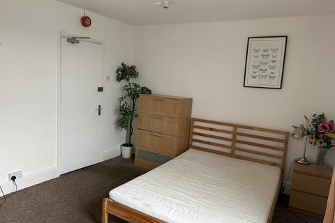 1 bedroom in a house share to rent, Aberdeen Terrace, Northampton NN5