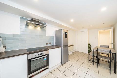 1 bedroom flat to rent, Greyhound Road, London W6