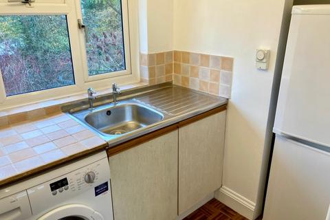 1 bedroom maisonette to rent, Cooks Mead, Rusper