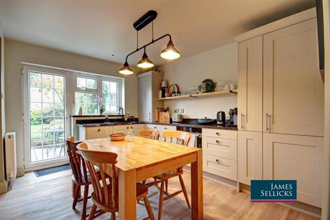 2 bedroom terraced house for sale, Mews Cottages, Oxendon Hall, Great Oxendon, Market Harborough