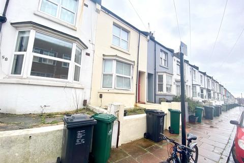 3 bedroom terraced house to rent, Dewe Road, Brighton BN2