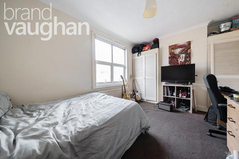 3 bedroom terraced house to rent, Dewe Road, Brighton BN2