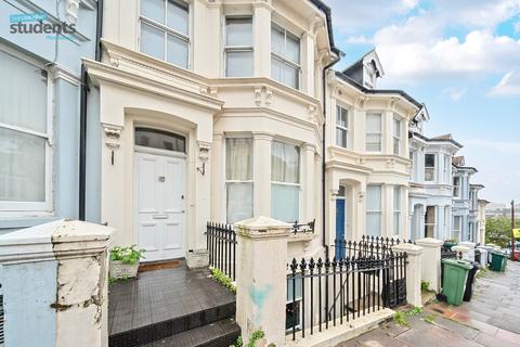 3 bedroom terraced house to rent, Roundhill Crescent, Brighton BN2