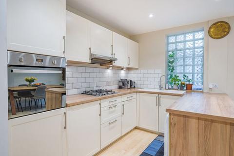 9 Cross Road, Purley, CR8 2DS