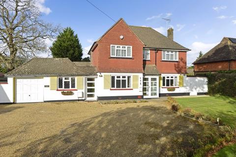 3 bedroom detached house for sale, Cranleigh Road, Cranleigh