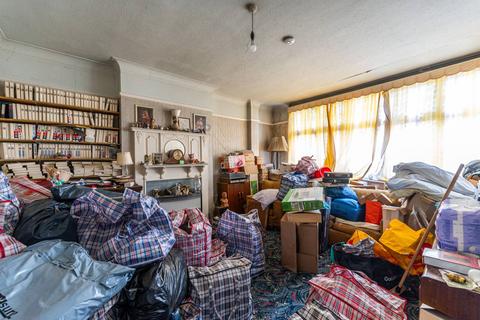 3 Bishops Park Road, London, SW16 5TU