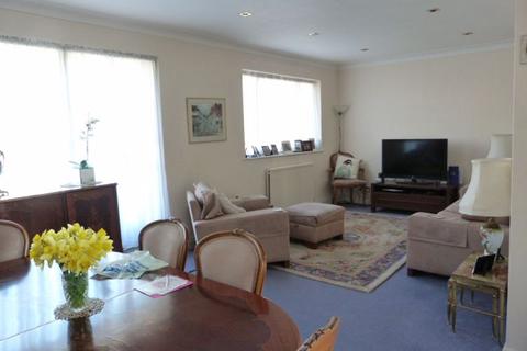 2 bedroom apartment to rent, Stonegrove, Edgware