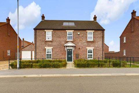 4 bedroom detached house for sale, 84 Curtis Drive, Coningsby