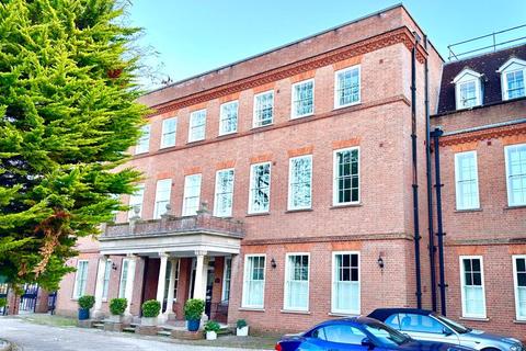 3 bedroom apartment for sale, Church Street, Epsom