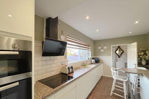 3 bedroom semi-detached house for sale, The Ridgeway, Burntwood