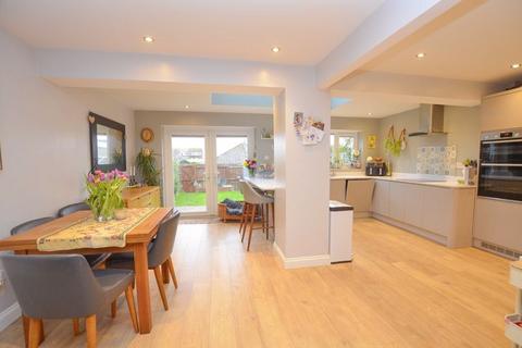 4 bedroom end of terrace house for sale, HELFORD DRIVE HOOKHILLS PAIGNTON