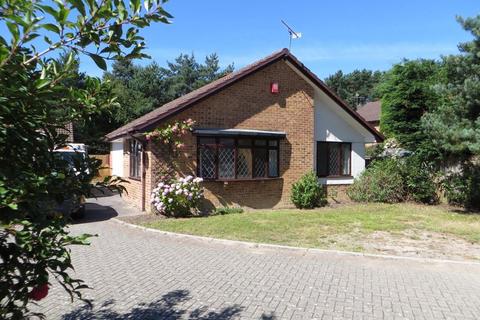 3 bedroom bungalow to rent, AVAILABLE FOR A SHORT TERM LET UP TO 6 MONTHS ONLY