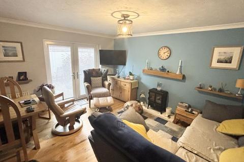 2 bedroom house to rent, Turberville Road, Wareham