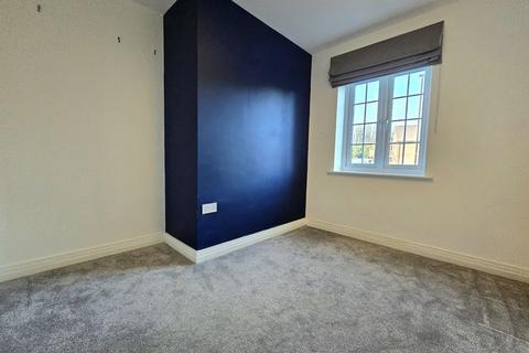 2 bedroom apartment to rent, Elm House, Magnolia Avenue, Rugby CV21