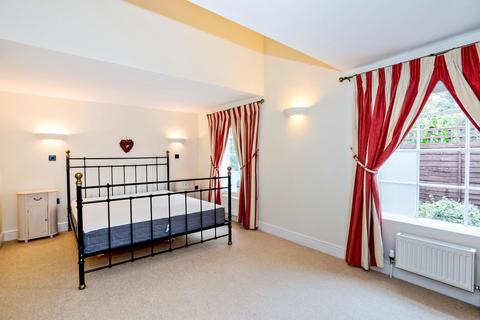 3 bedroom end of terrace house to rent, Springwell, Havant