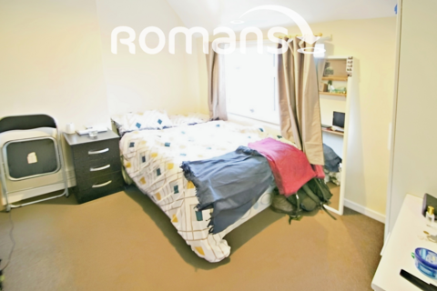 4 bedroom property to rent, Stanmore, Winchester