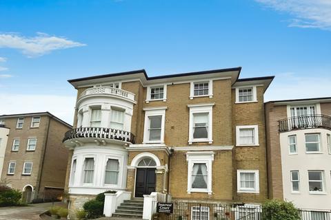 1 bedroom apartment to rent, West Hill Road, Ryde