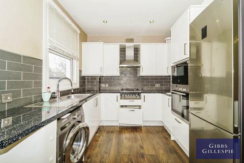 2 bedroom maisonette to rent, Pinner Road, Harrow, HA1 4JT