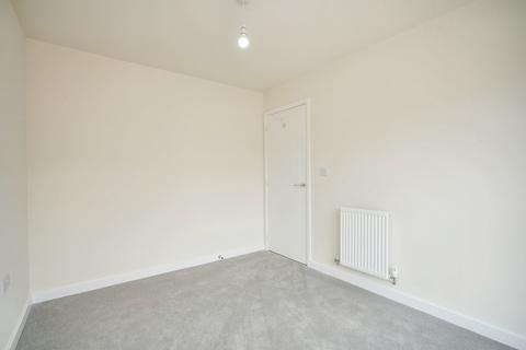 3 bedroom townhouse to rent, North Lock Road, Leicester, LE3