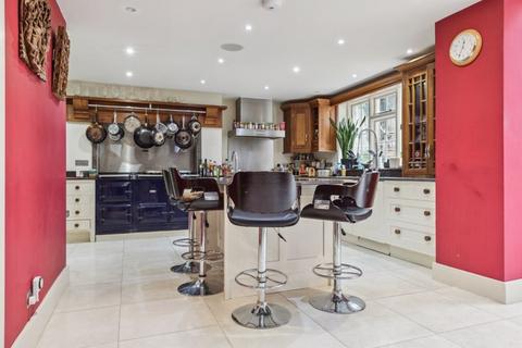 5 bedroom detached house for sale, Chess Lane, Rickmansworth WD3