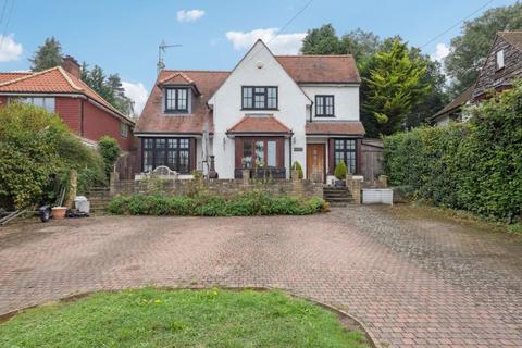 5 bedroom detached house for sale, Chess Lane, Rickmansworth WD3