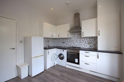 1 bedroom flat to rent, Seven Sisters Road, Finsbury Park N7