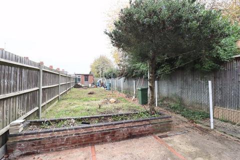 3 bedroom end of terrace house for sale, Osborne Street, Bletchley, Milton Keynes