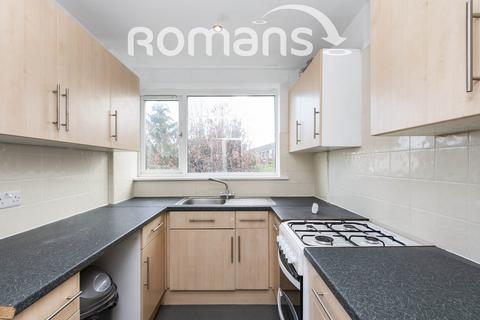 1 bedroom in a house share to rent, Dollis Drive, Farnham