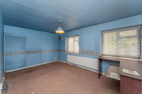 3 bedroom detached house for sale, Salisbury Road, Enfield