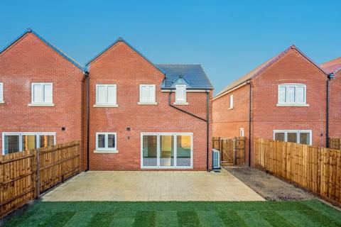 3 bedroom semi-detached house for sale, Station Road, QUAINTON HP22