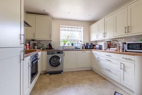 3 bedroom semi-detached house for sale, Barnards Way, Wantage OX12