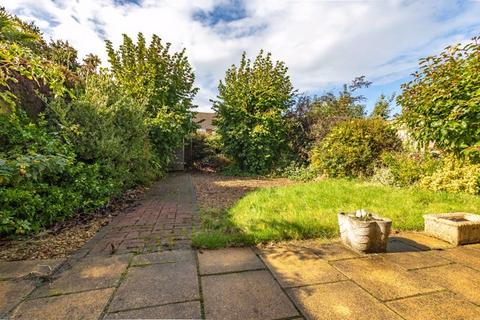 15 Barnards Way, Wantage, OX12 7EA